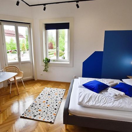 Zachar Apartman Sopron Bagian luar foto